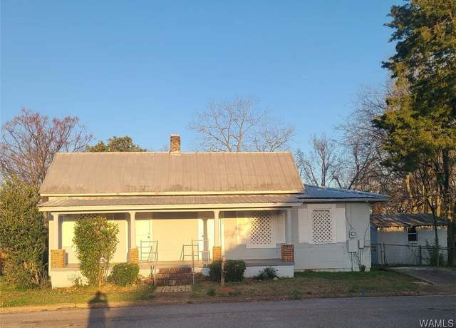 Property at 1923 18th Ave, Northport, AL 35476, 3 beds, 1 bath