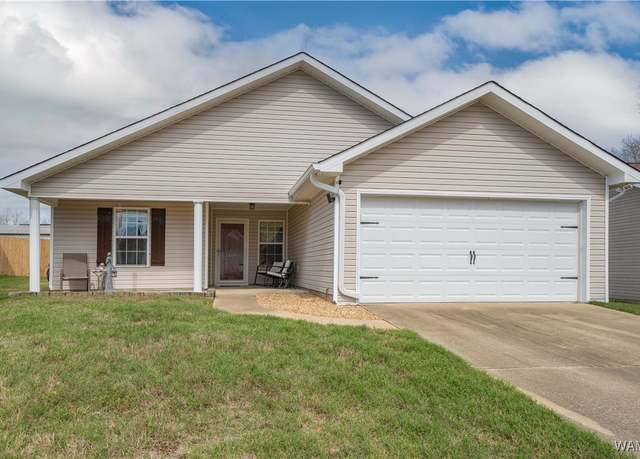 Property at 169 Peyton Ln, Moundville, AL 35474, 3 beds, 2 baths