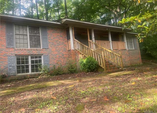 Property at 3301 Woodland Hills Dr, Tuscaloosa, AL 35405, 3 beds, 2 baths