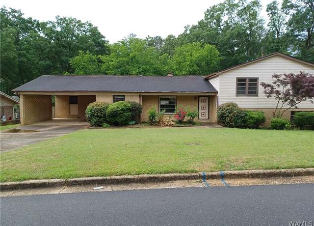 Property at 1005 Princeton Pl, Northport, AL 35473, 3 beds, 3 baths
