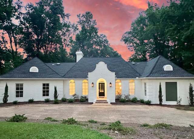 Property at 933 Overlook Rd N, Tuscaloosa, AL 35406, 5 beds, 4.5 baths