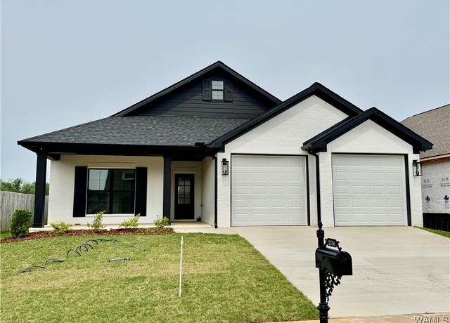 Property at 13706 Blackoak Dr, Northport, AL 35475, 3 beds, 2 baths