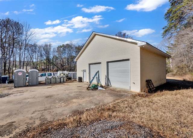 Property at 3576 Highway 269, Parrish, AL 35580, 1 bed, 0.5 baths