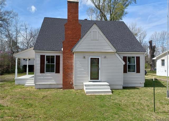 Property at 418 3rd St SE, Aliceville, AL 35442, 4 beds, 3 baths