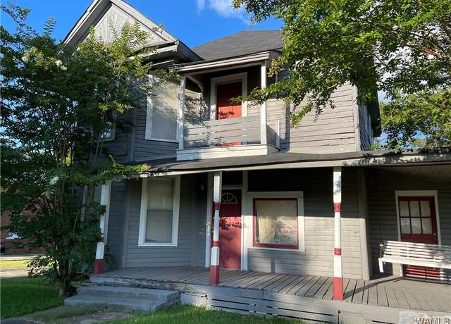 Property at 200 N Ash Ave, Demopolis, AL 36732, 4 beds, 2 baths