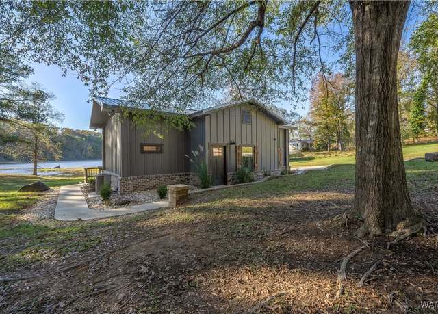 Property at 16772 North River Shrs, Northport, AL 35475, 3 beds, 2 baths