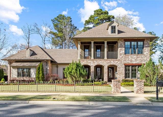 Property at 1006 Shady Tree Ln, Tuscaloosa, AL 35406, 6 beds, 6 baths