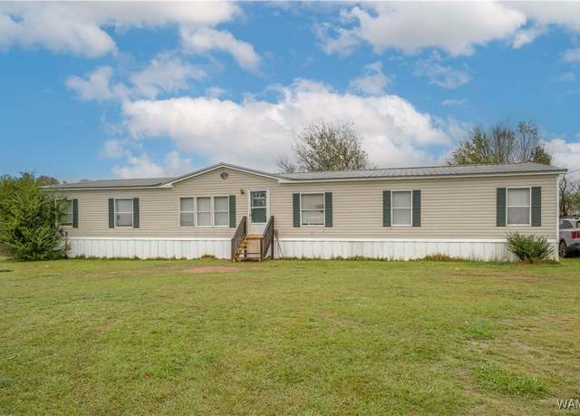 Property at 245 Broad Leaf Cir, Moundville, AL 35474, 4 beds, 2 baths
