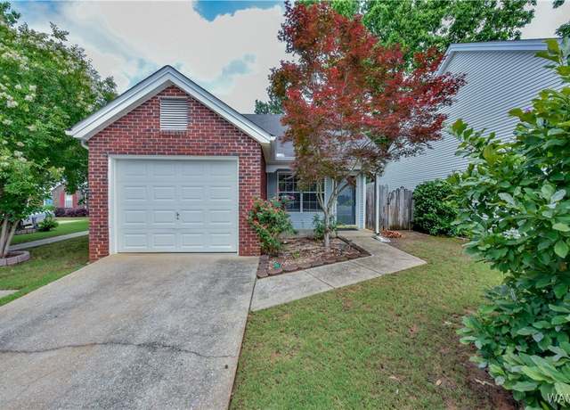 Property at 2911 Robinwood Ln, Northport, AL 35476, 2 beds, 2 baths