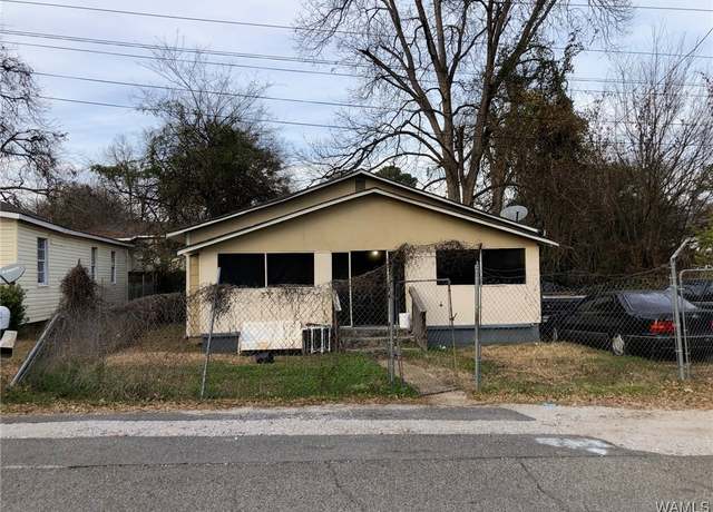Property at 2806 26th St, Tuscaloosa, AL 35401, 2 beds, 1 bath
