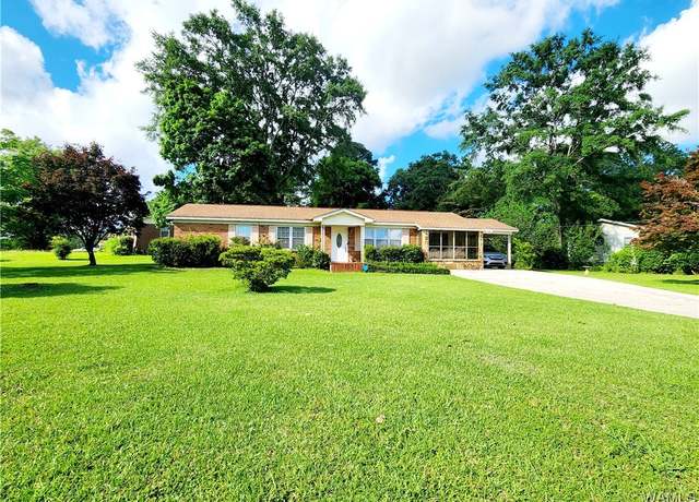 Property at 3008 46th St E, Tuscaloosa, AL 35405, 3 beds, 1.5 baths