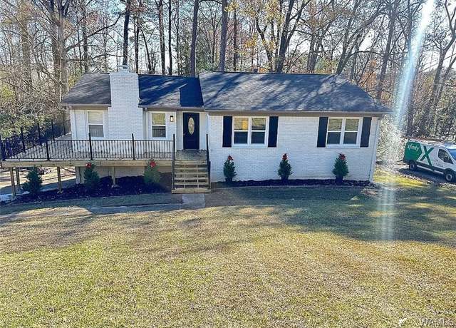 Property at 4633 Stonehill Ln, Tuscaloosa, AL 35405, 4 beds, 3 baths
