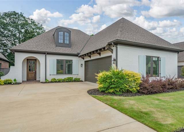 Property at 671 Arundell St, Tuscaloosa, AL 35406, 4 beds, 4 baths
