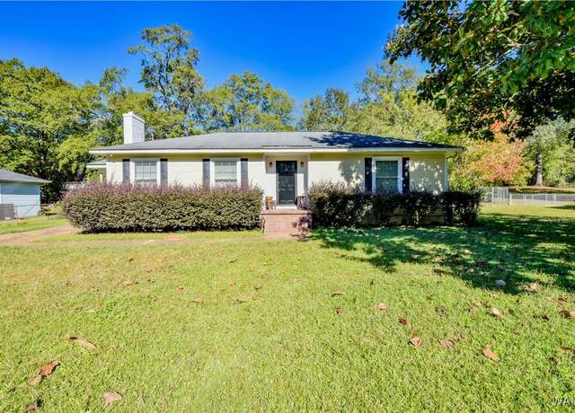 Property at 12 Elmira Dr, Tuscaloosa, AL 35405, 3 beds, 1 bath