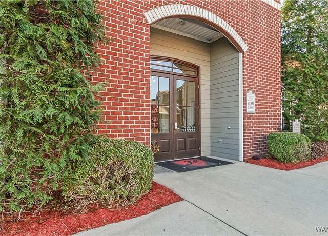 Property at 700 15th St #3204, Tuscaloosa, AL 35401, 2 beds, 2 baths