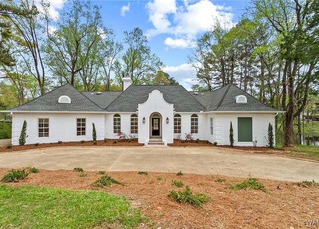 Property at 933 Overlook Road Rd, Tuscaloosa, AL 35406, 5 beds, 4.5 baths