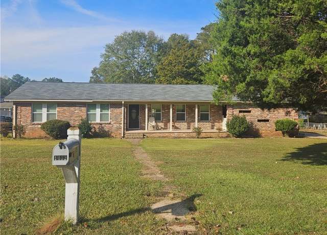 Property at 1432 48th Ct E, Tuscaloosa, AL 35404, 3 beds, 2 baths