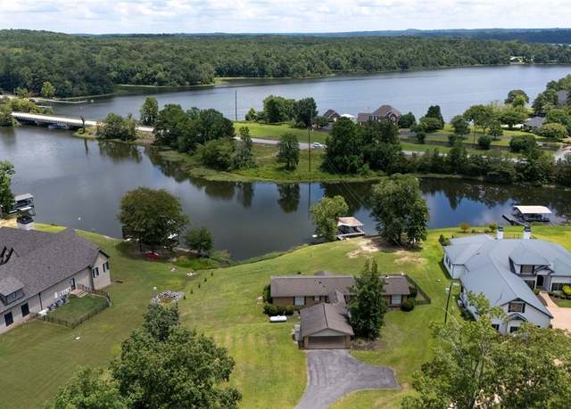 Property at 16584 Kathryn Lane Dr, Northport, AL 35475, 4 beds, 2.5 baths