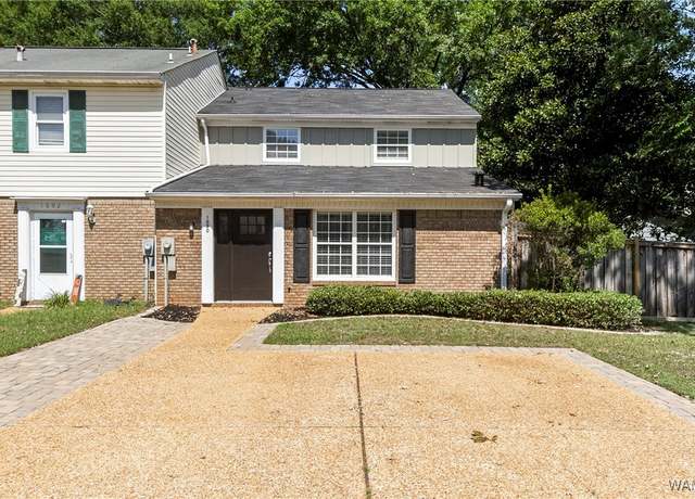 Property at 1090 Fairfax Dr, Tuscaloosa, AL 35406, 3 beds, 2 baths