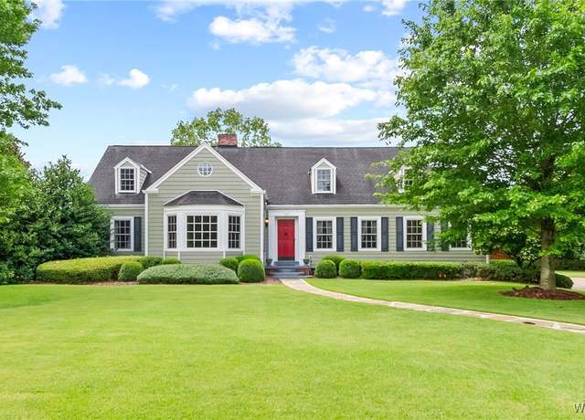 Property at 17 Hillcrest, Tuscaloosa, AL 35401, 4 beds, 3 baths