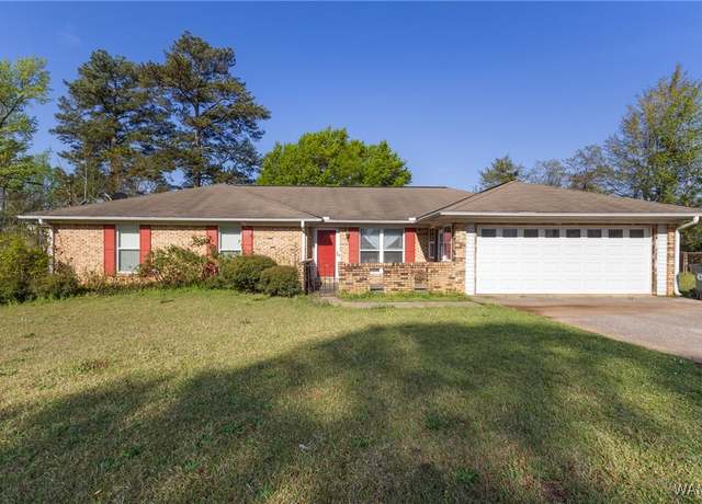 Property at 4100 Lakepoint Dr, Tuscaloosa, AL 35405, 4 beds, 2 baths