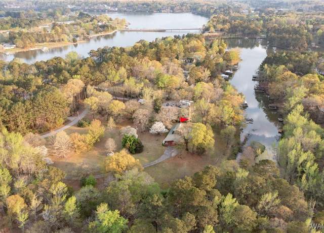Property at 15496 Choctaw Trl, Northport, AL 35475, 3 beds, 2.5 baths