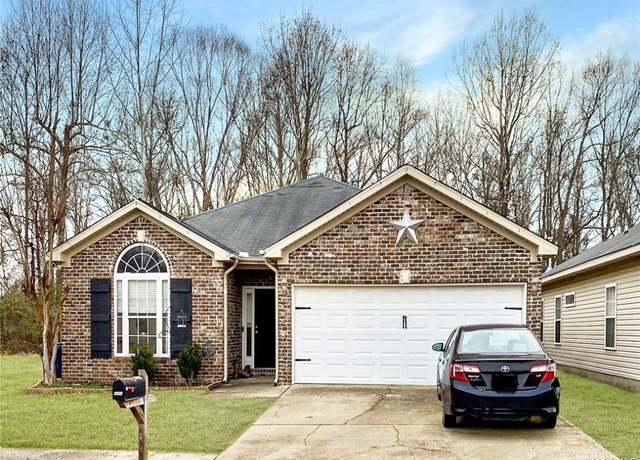 Property at 1902 45th Ave, Northport, AL 35476, 3 beds, 2 baths