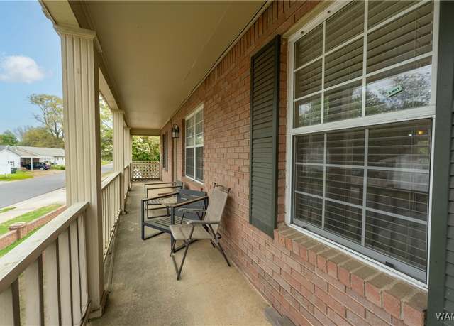 Property at 1813 Hackberry Ln #6, Tuscaloosa, AL 35401, 2 beds, 2 baths
