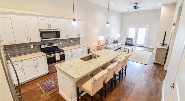 Photo of 2708 7th St #304, Tuscaloosa, AL 35401