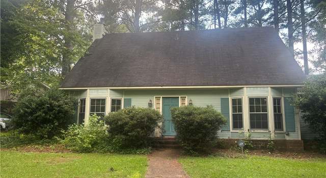 Photo of 728 Jennifer Dr E, Tuscaloosa, AL 35404