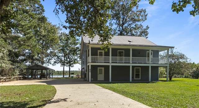 Photo of 143 Cypress Lake Dr, Pickensville, AL 35447