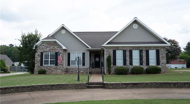 Photo of 718 23rd St NW, Fayette, AL 35555