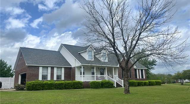 Photo of 1102 Phil Harper Dr, Demopolis, AL 36732