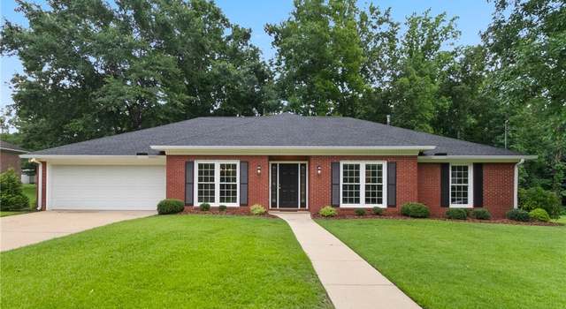 Photo of 5425 Tahoe Dr, Tuscaloosa, AL 35406