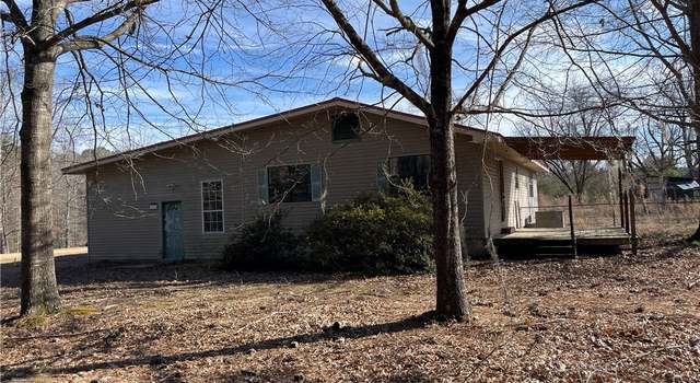 Photo of 373 Cummings Rd, Carrollton, AL 35447