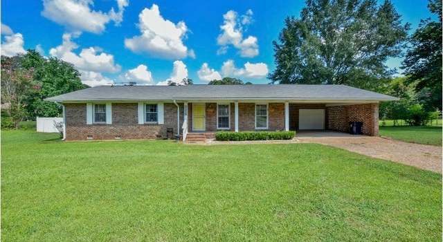 Photo of 4210 Smith St, Northport, AL 35473