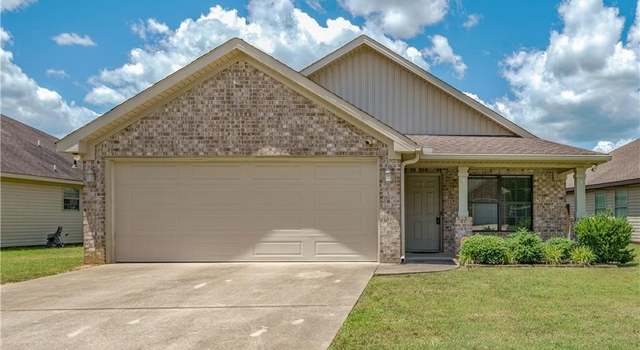 Photo of 12956 Garden Creek Ln, Northport, AL 35473