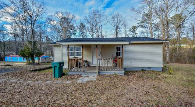 Photo of 8440 Wire Rd, Cottondale, AL 35453