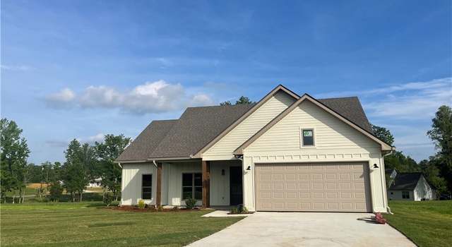 Photo of 11610 Meadows Rd, Berry, AL 35546