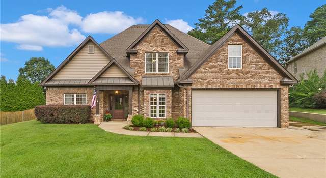 Photo of 14016 Ash Grove Ln, Northport, AL 35475