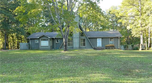 Photo of 1106 Elm St NE, Aliceville, AL 35442