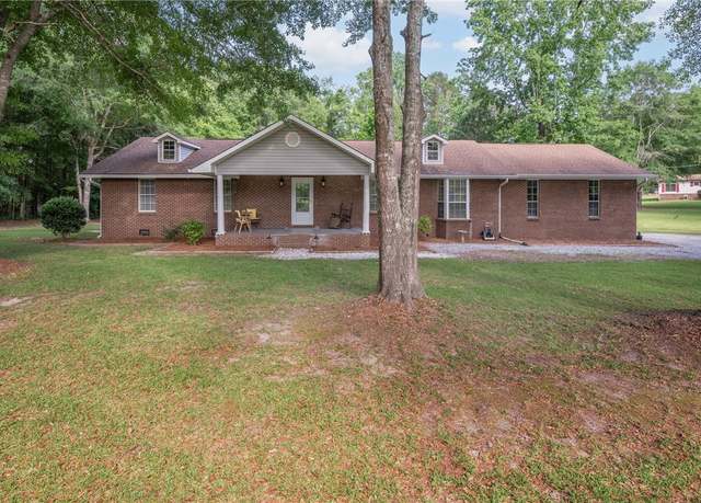 Property at 158 Lee Road 242, Phenix City, AL 36870, 3 beds, 2 baths