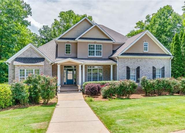 Property at 1652 Covington Rdg, Auburn, AL 36830, 6 beds, 4.5 baths