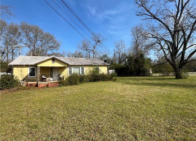 Property at 4129 Sandfort Rd, Phenix City, AL 36869, 2 beds, 1 bath