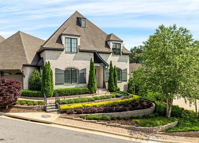 Property at 1569 Woodley Cir, Auburn, AL 36830, 4 beds, 2.5 baths