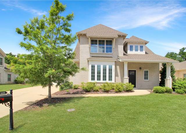 Property at 1605 Jemison Pl, Auburn, AL 36830, 4 beds, 3.5 baths