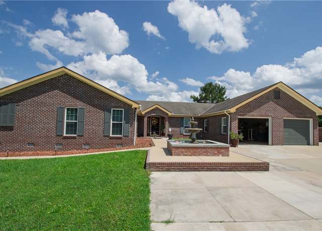 Property at 189 Huguley Rd, Opelika, AL 36804, 4 beds, 3 baths