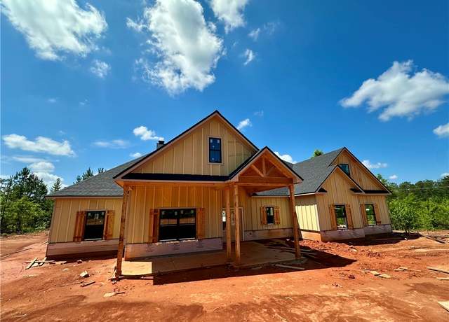 Property at 8862 Lee Road 158, Salem, AL 36874, 4 beds, 2.5 baths