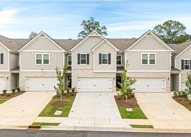 Property at 3335 Alana Ct, Opelika, AL 36804, 3 beds, 2.5 baths