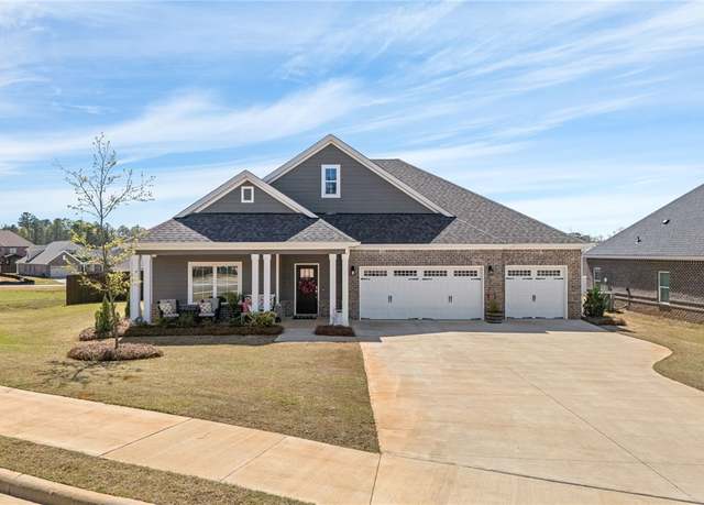 Property at 1952 Hidden Lakes Dr, Opelika, AL 36801, 4 beds, 3.5 baths